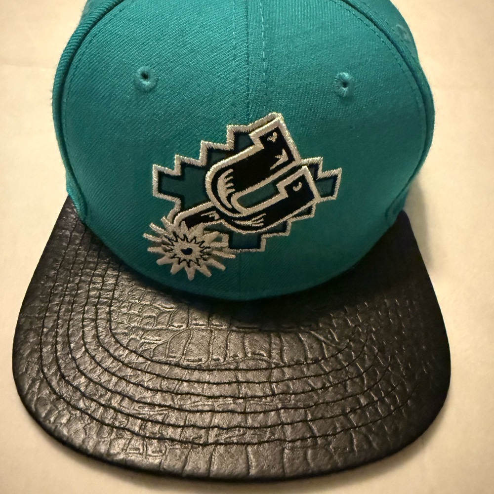 San Antonio Spurs Teal Snapback Hat